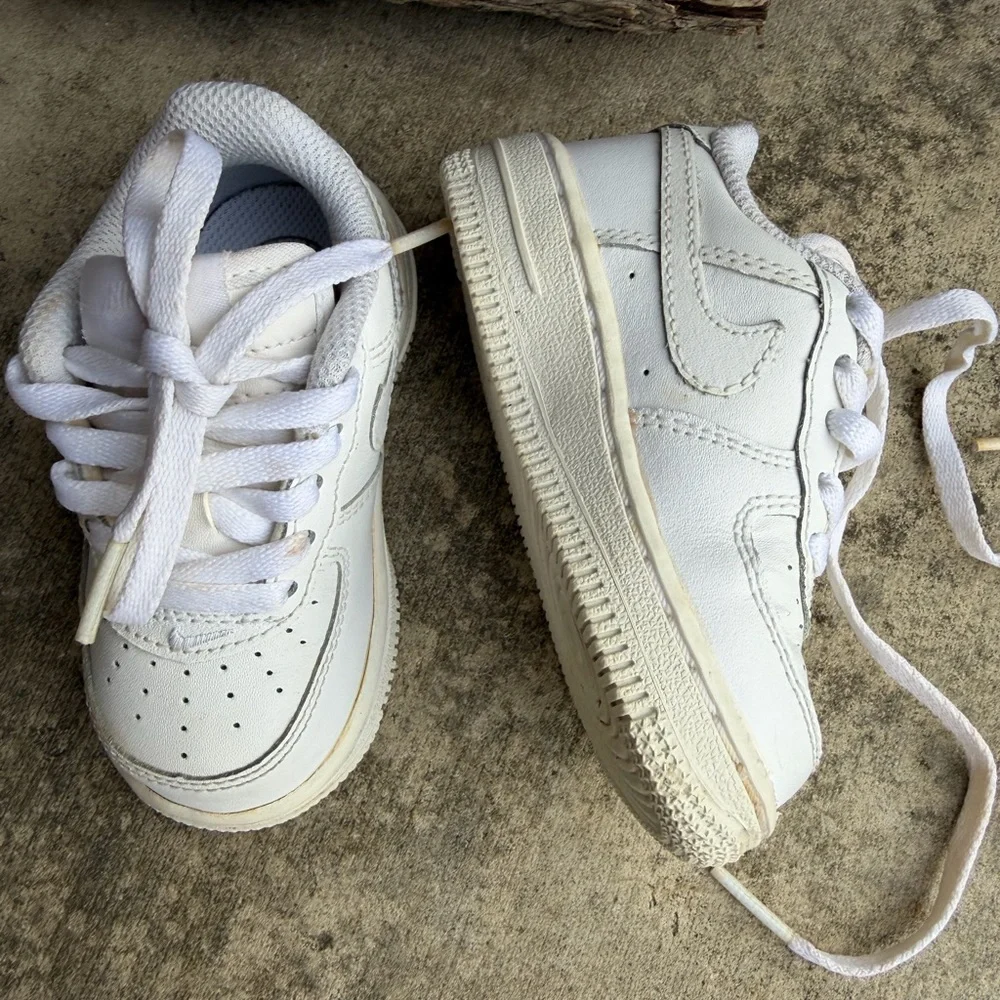 Nike Air Force 1 Infant Toddler Kids White Low-Top Leather Sneakers Sz-5c.‎   S